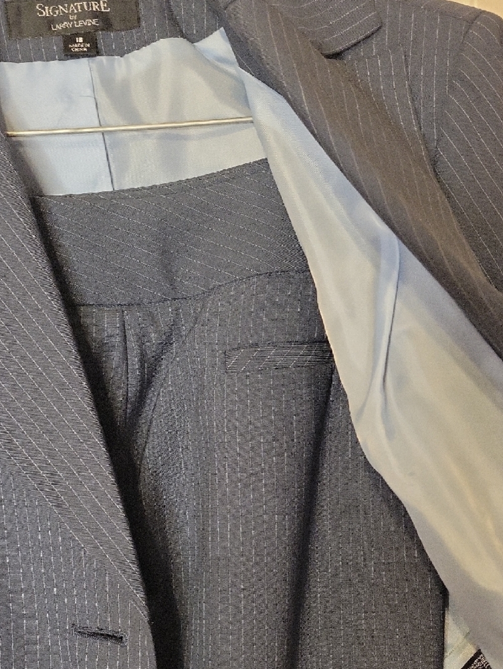 Larry Levine Navy Pinstripe Suit - Jacket & Pant - Picture 5 of 6